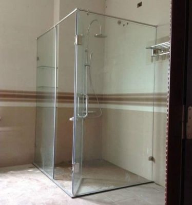vách ngăn phòng tắm 2026